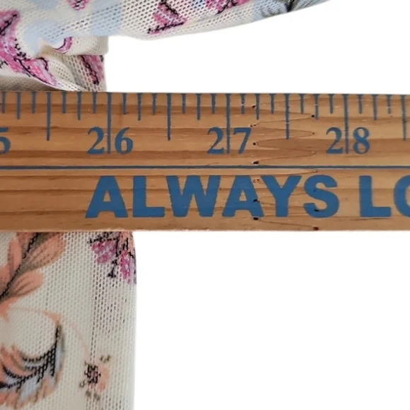 Lane Bryant Buttercup Yellow Floral Blouse Sz 18/20 Flowy Top Romantic Spring - Picture 12 of 14